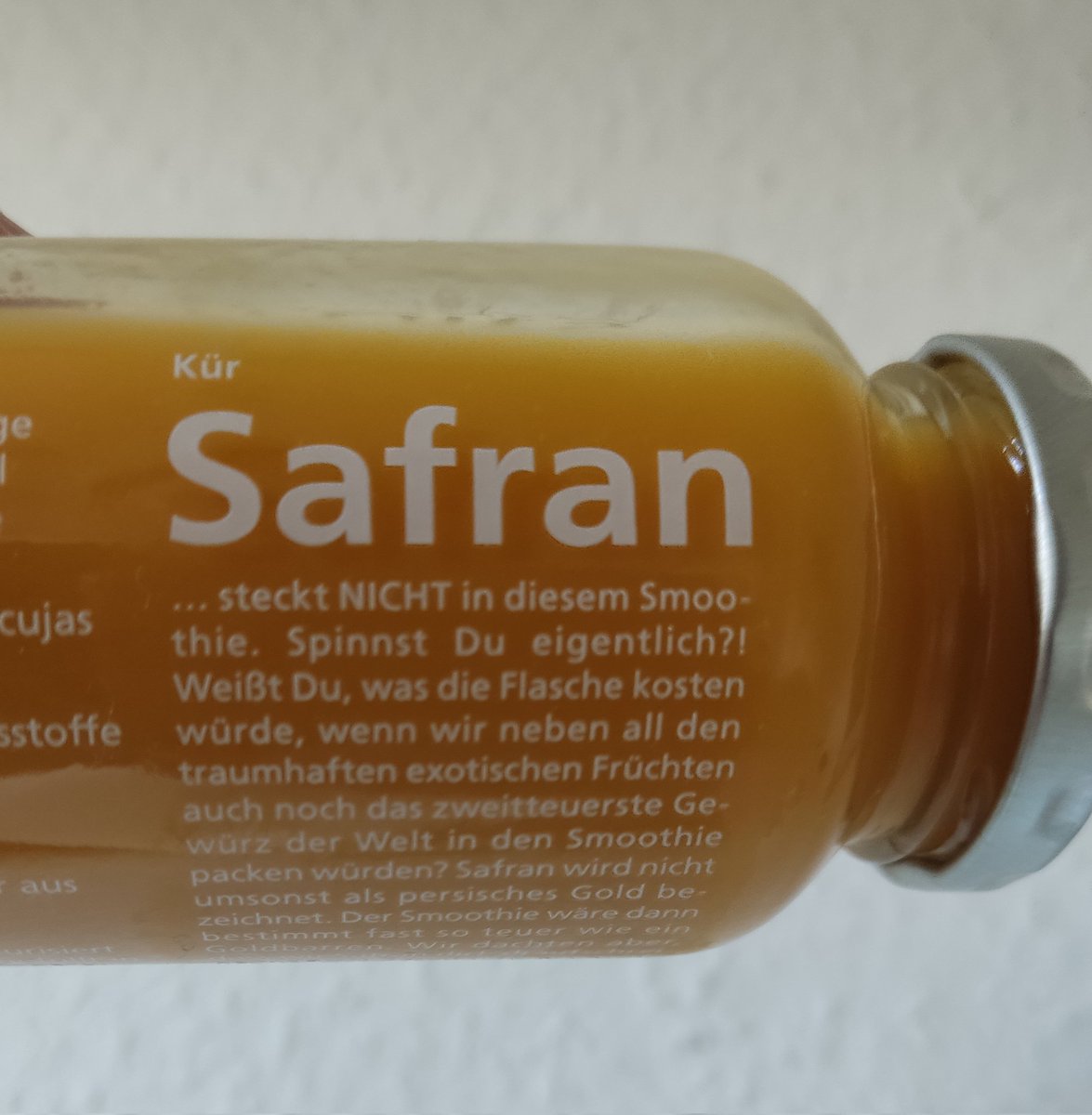 آبان tweet media