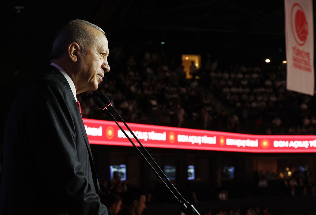 tcbestepe's tweet photo. “İstanbul hem tarih, kültür ve sanatın hem de sporun başkentlerinden birisi olacaktır” https://t.co/r7K5pDZkvI https://t.co/GHXUJvb6au