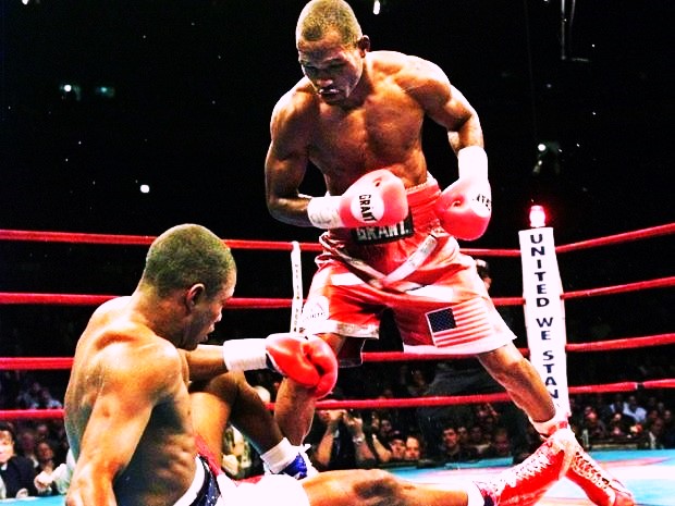 "Then Hopkins administered the coup de grâce, a powerful right that put Trinidad on the mat." It was #OnThisDay, the breakthrough victory in the amazing career of "The Executioner." Check it out: thefightcity.com/september-29-2… #Boxing #History #NewYork #OTD From <a href="/AldenChodash/">Alden Chodash</a>