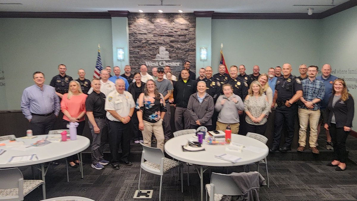 FocusConsults's tweet photo. Engaged in some great work over the last few weeks w/ some great teams within @Cincinnatimsd &amp; @westchestertwp

Great to continue to grow leaders at all levels.

#leadership #training #conflict #publicsector #Coaching https://t.co/UDIoQ80OhH