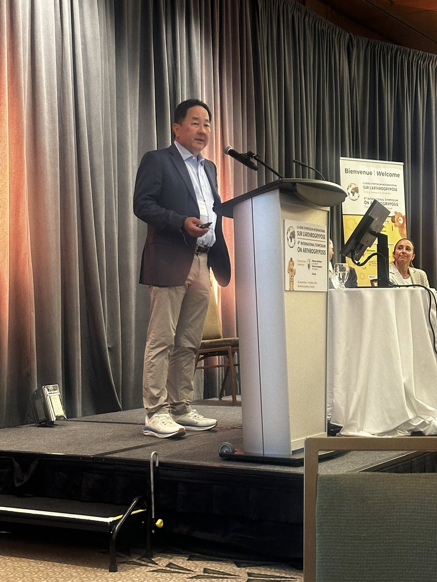 Liz Hubbard tweet media