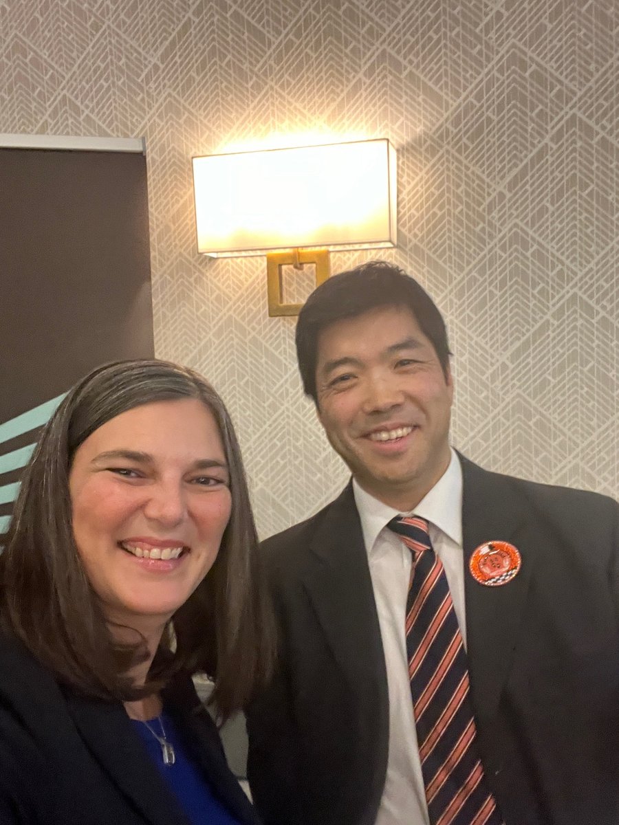 This year's Golden Maple Reception featuring a talk by Dr. Art Miki was a great success!
Special thanks to Nikka Yuko, and to co-hosts Drs. Gideon Fujiwara and Carly Adams.
For more on Dr. Art Miki see: lethbridgeherald.com/news/lethbridg…