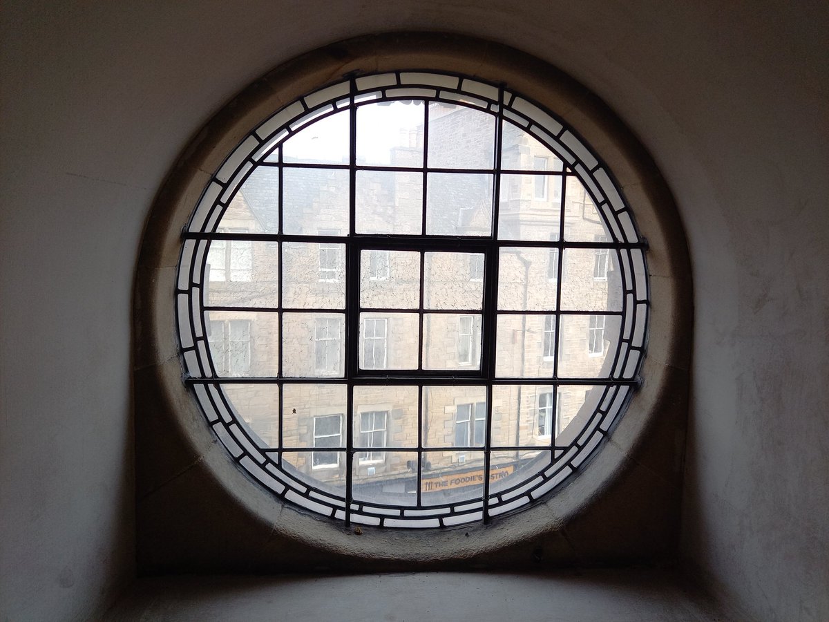DrumBraeBusStop's tweet photo. #BusStopsOnTour As well as @UoE_EFI as part of @DoorsOpenDays I also got to see the majestic McEwan Hall. Just amazing. Then it was back to the day job before anyone noticed 🤣 https://t.co/aESXgTxxh2