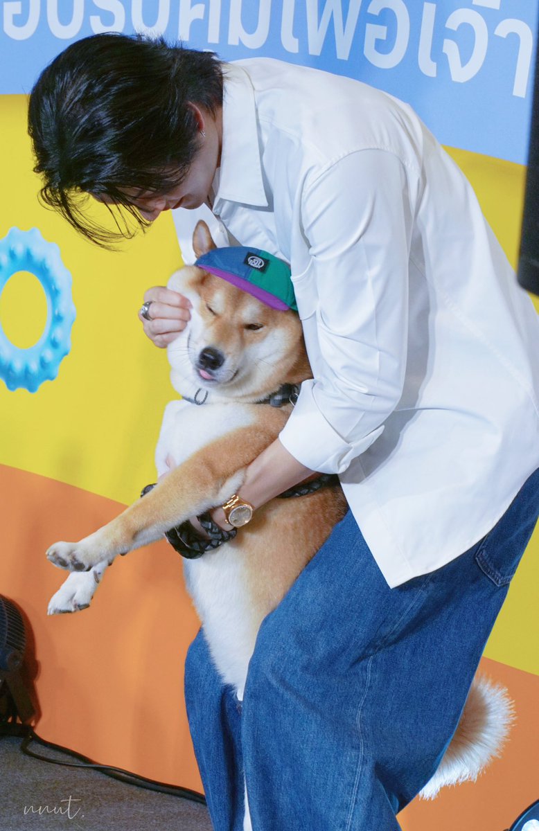 nnutyw's tweet photo. หมั่นเขี้ยวพี่น่ารัก  แล้วก็มาลงกับพี่ตลอดเลยนะป๊า   ทีอยู่บ้านอะ !
รักอย่างนั้น ตามใจอย่างนี้  พิจะฟ้องงงงง 🤨

YINWAR x VIF x TOPS 
#AllYouNeedIsVIFxTops
#Zuluecho5 #yinyin_anw 
#nnut. https://t.co/SHYhD2W4m4