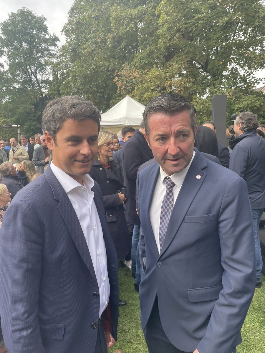KARL OLIVE tweet media