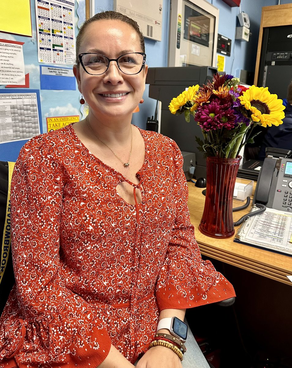 Congratulations to our wonderful Office Clerk, Mrs. Acosta, on her selection as Meadowbrook Elementary School Related #Employee of the Year! 💐