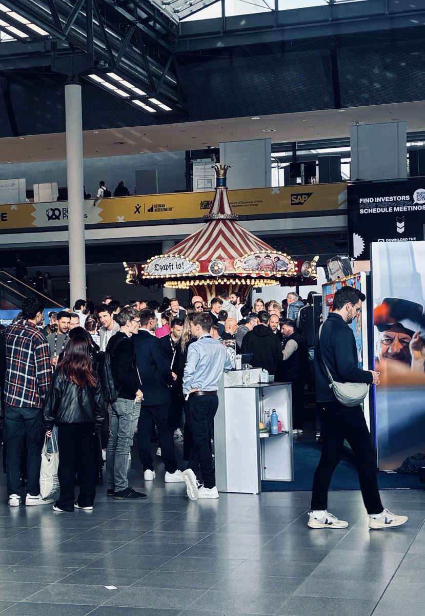 Quicket_app's tweet image. First Day @bitsandpretzels 2024