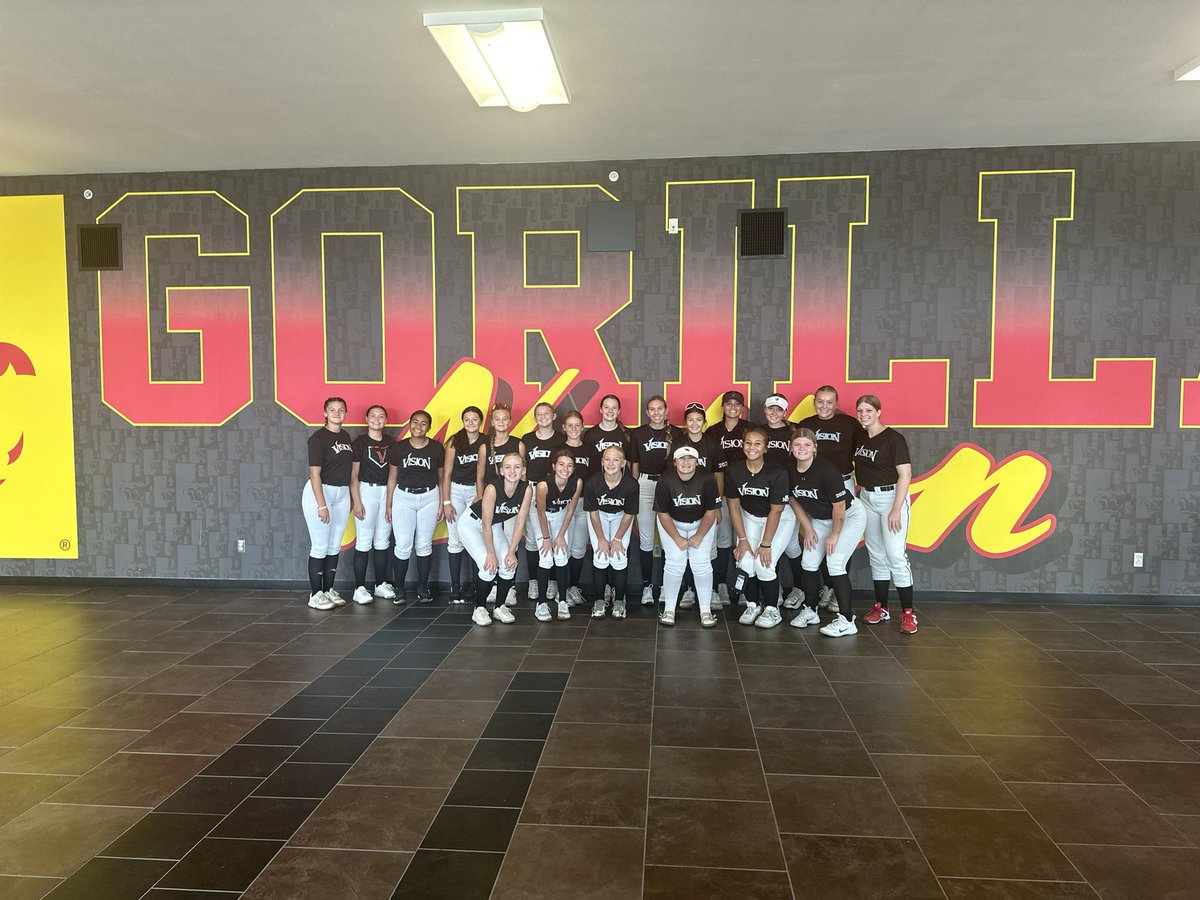 Vision camp at <a href="/Gorilla_SFB/">Pitt State Softball 🥎</a>! What a great day for our athletes. Huge thanks to Coach Barnes, Coach Shoemaker and all the Pitt State players for making it such a great day! Bonus - we got to work with 4 former Vision athletes who are now a part of this top- notch program!