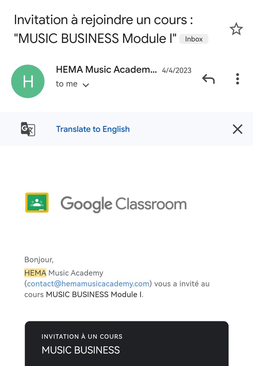 Sortir ce projet m'a fait toucher du doigt l'univers du business de la musique et j'ai tout de suite vu mes lacunes. J'ai alors décidé qu'il fallait me faire former. C'est là que j'ai découvert Hema Online Music Academy de <a href="/MagaliWora/">Magali Palmira Wora</a> (2)
