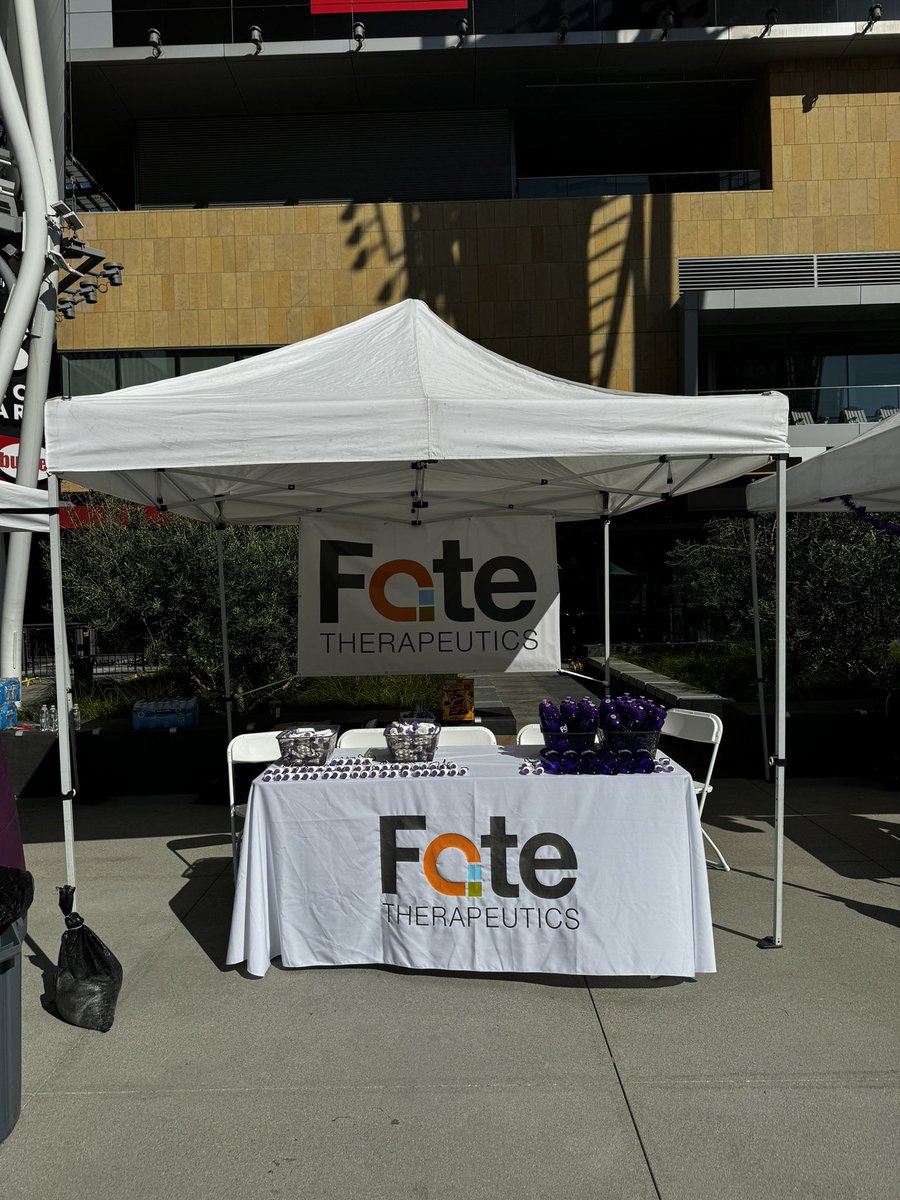 vksandhumd's tweet image. Had an amazing time at the #LupusWalk yesterday hosted by @LupusOrg ! Ran into some amazing people while at our sponsor booth, sharing information about our organization, what we do, and how to become part of our lupus clinical trial! #Lupus #celltherapy #lupuswarrior