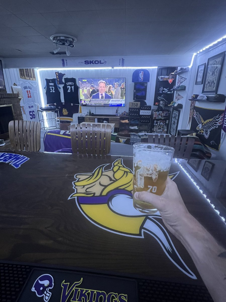 Mr. Garlic tweet media