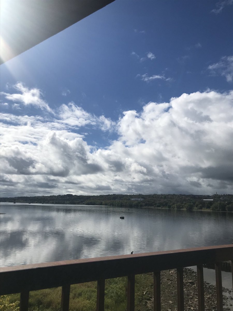 dawnymock's tweet image. Beautiful reflections … I am afraid of heights, so I look out… not down! #runview