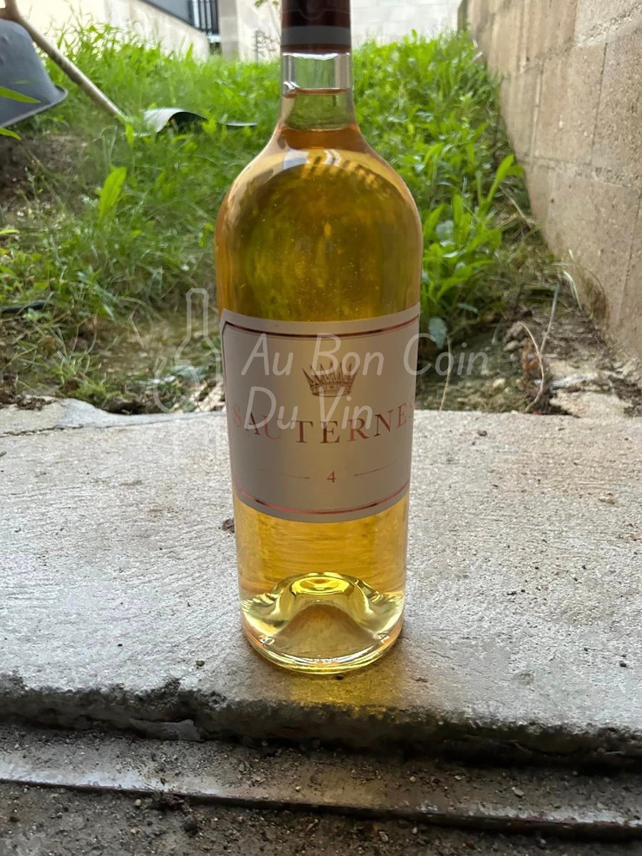 auboncoinduvin's tweet image. 🔵⚪️🔴 Pépite du jour

🔥 Magnum Yquem Numéro 4 

(Publié par un membre de la communauté)
📩 MP pour rejoindre le groupe 

#yquem #sauternes #barsac