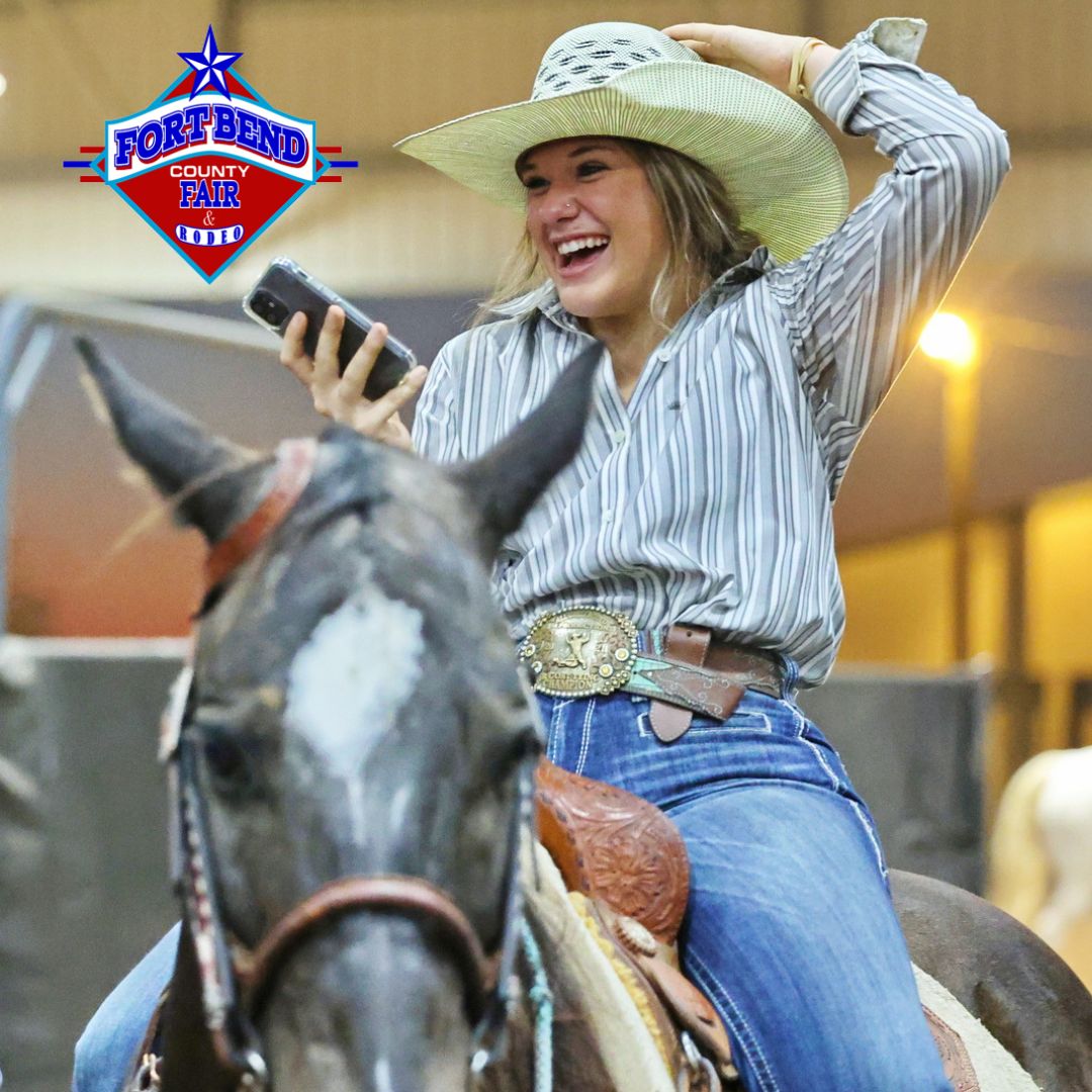 fbcfair's tweet photo. Plenty to smile about at the Fort Bend County Fair and Rodeo! #fbcfair #fbcf #fortbendcountyfair #fairtime #fairdays #DefyingChallengesRaisingChampions #fairszn🎡 https://t.co/lbtnDPjkw0