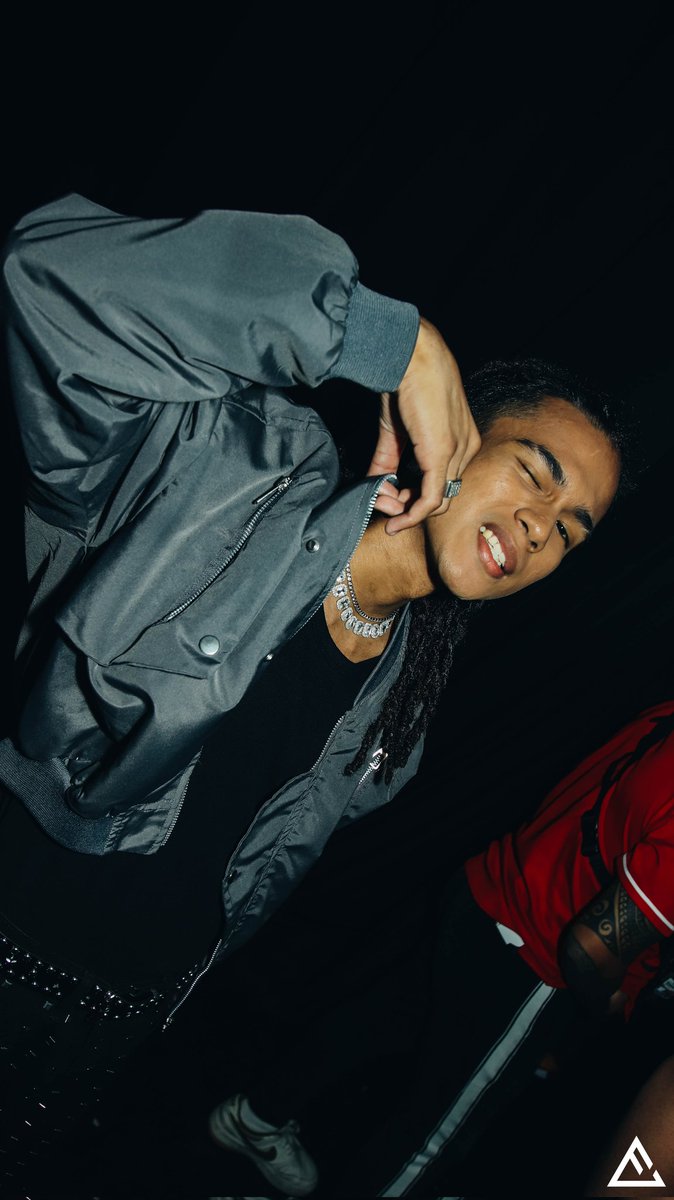 Lost in MO mind! 🤘🏻 

#JCLostAndFoundConcert
#AlamatMoOnJCLostAndFoundCon