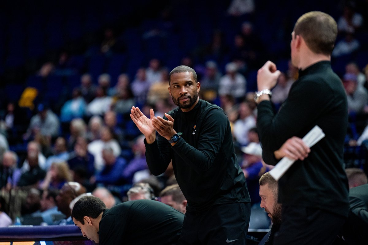 Happy birthday <a href="/iam_DreShaw/">Coach Andre Shaw</a>! 🎉

#GMG