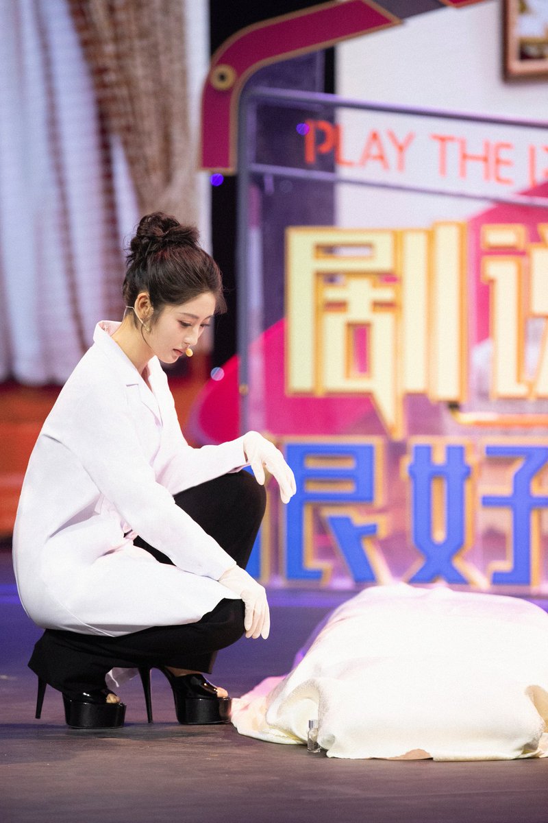 Niita33B's tweet photo. @iQIYI #XingFei Studio WB | 92924
High-energy restoration of the investigation scene!
Tonight at 22:16 CCTV-8 #剧说很看 (#PlayThePlay)
See you there!🫡
#DarkNightAndDawn https://t.co/k0ZQeDPgJ8