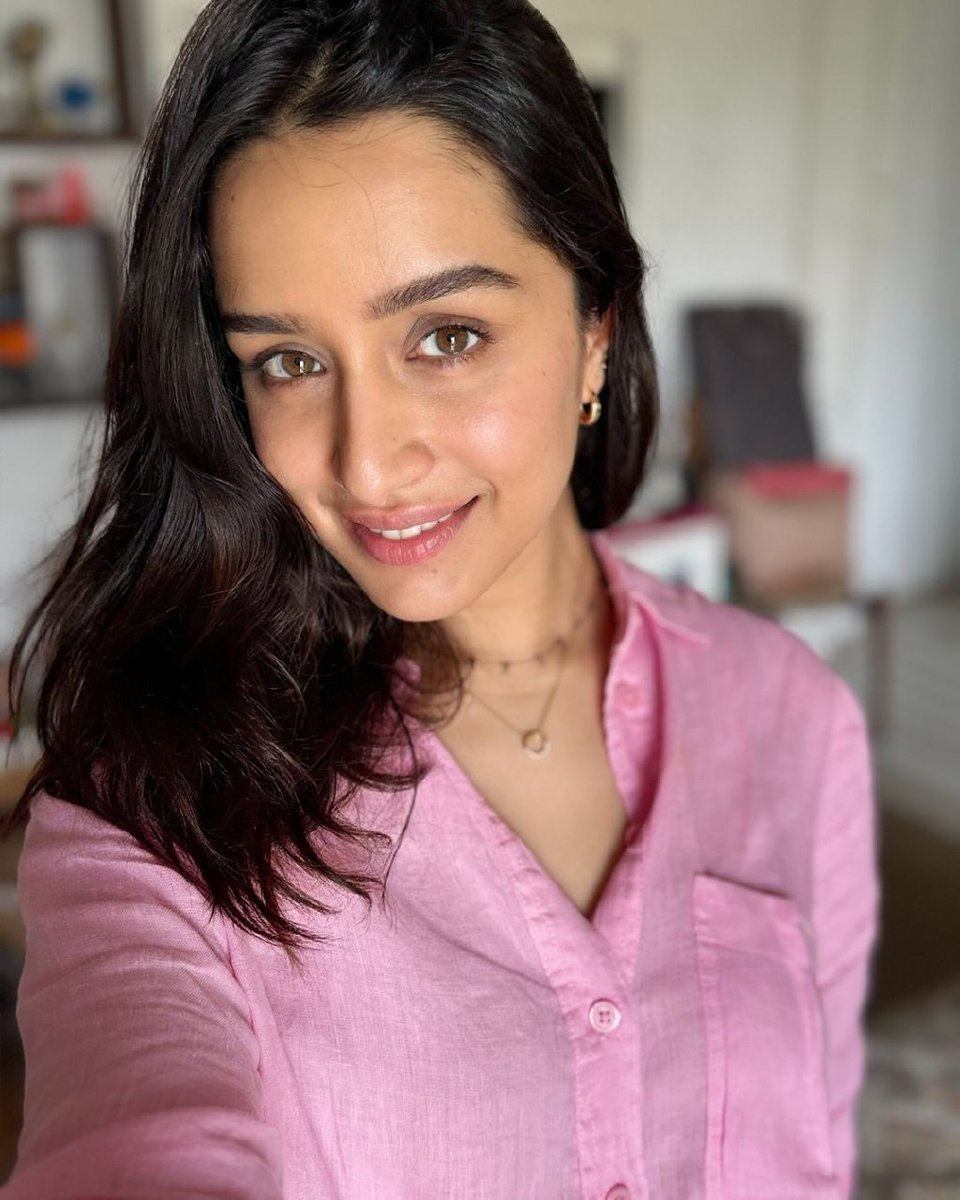 RandomKudiyan's tweet photo. #viral #ViralVideos #viralshort #viral2024 #celebrityleaks #bollywoodactresshot #bollywoodactress #bollywoodhot #Paparazzi #dishapatanihot #dishapatani https://t.co/gCZDKKtWRb