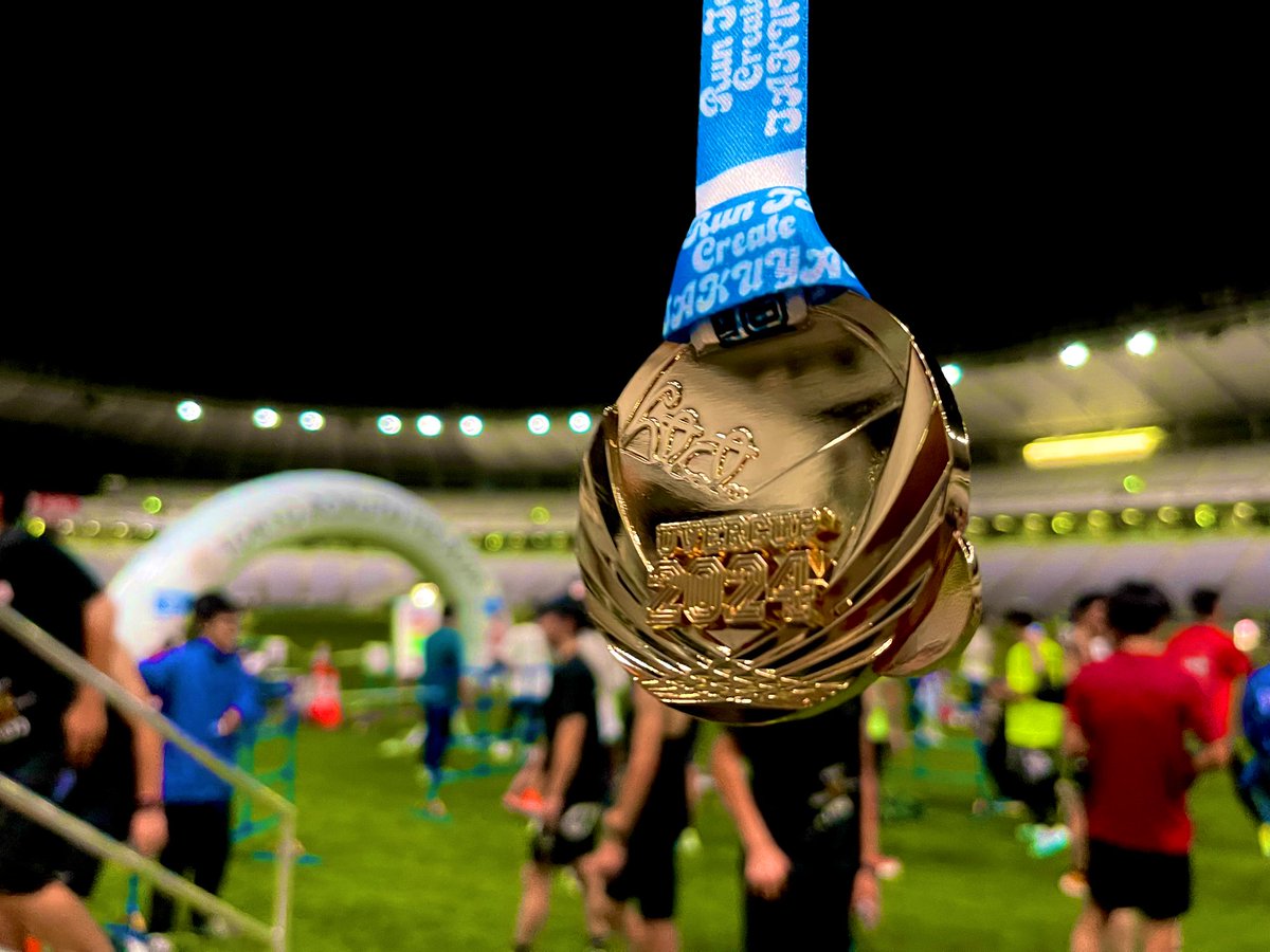 u3v3ERNeO's tweet photo. UVERcup2024

最後の一滴まで絞り出して
後悔のないRUNができた。

自己ベストを出せたことも嬉しかったけど
RUNに対して想いをもったcrewと
あの空間で競い合って走れたことが
最高に幸せでした。

UVERcup2025も行きます。
此処がスタート。
走り続けるよ。

#UVERcup  
#UVERworld https://t.co/o56gerq7tr