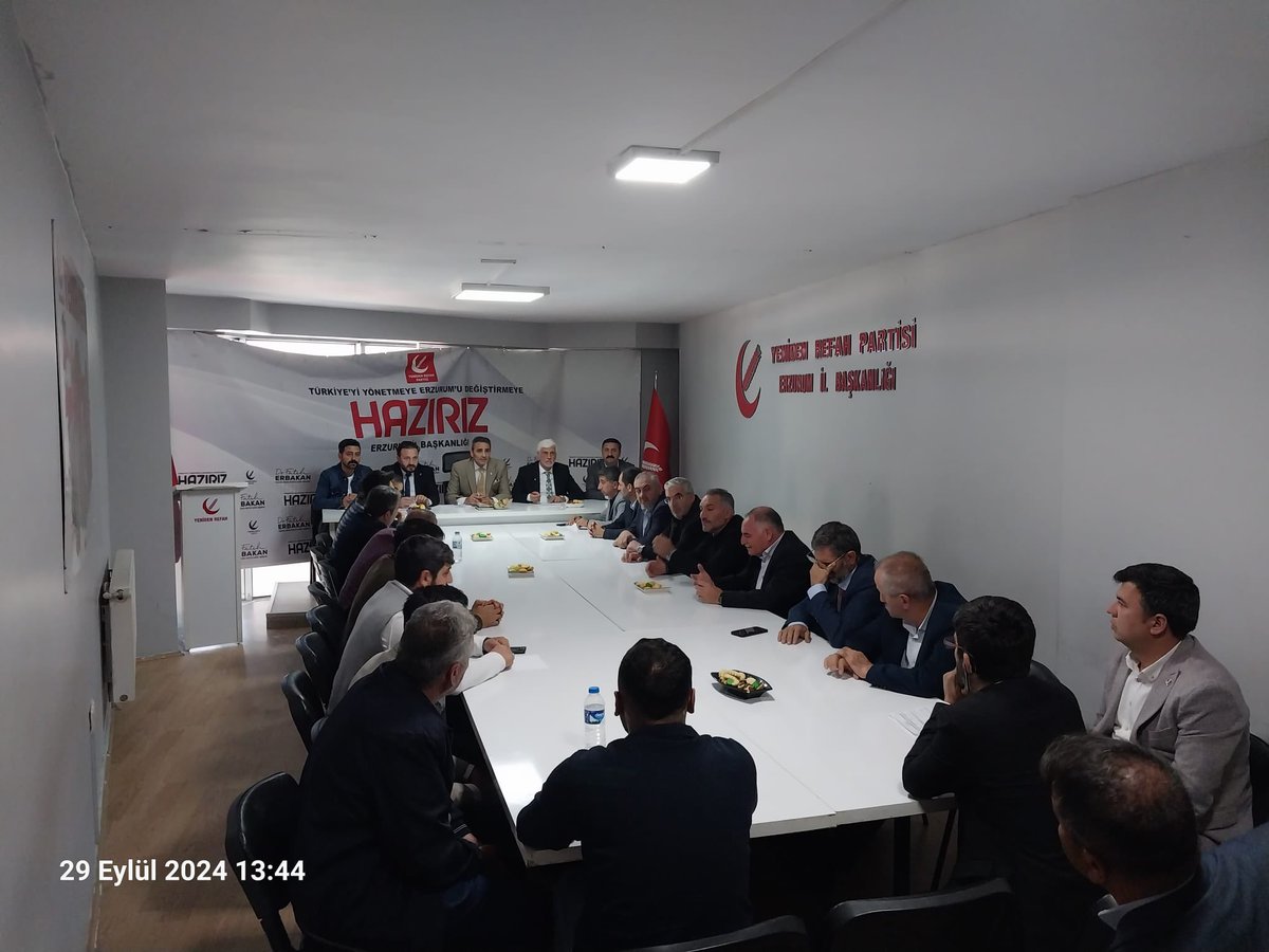 Aylık İl Divan Toplantımızı Gerçekleştirdik toplantımıza iştirak eden Erzurum İl Sorumlumuz Mustafa DURMUŞ bey ile Alınan kararların hayırlara vesile olmasını Cenab-ı haktan niyaz ederiz.

Ahmet MUSTAFAOĞLU 
Yeniden Refah Partisi Erzurum İl Başkanı
#Herzamankindendahagüçlü