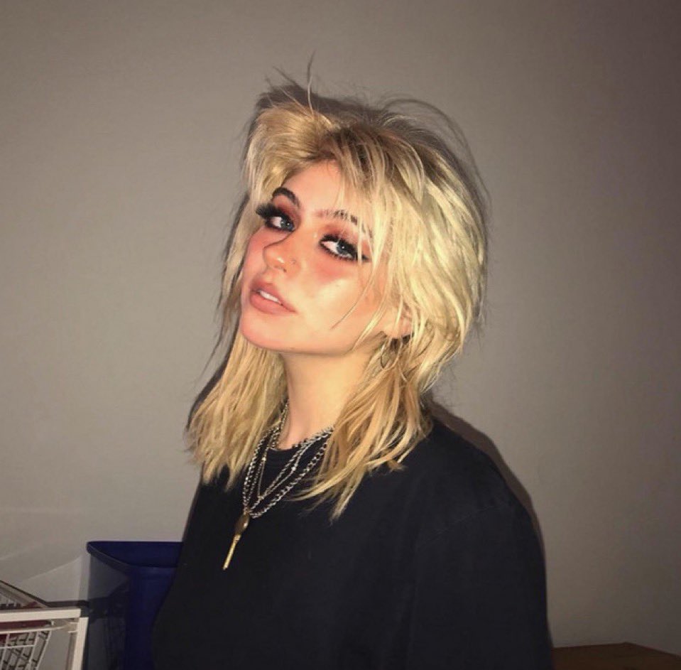 wie mich die oxy80 im medikamenten schrank meiner oma anschaut