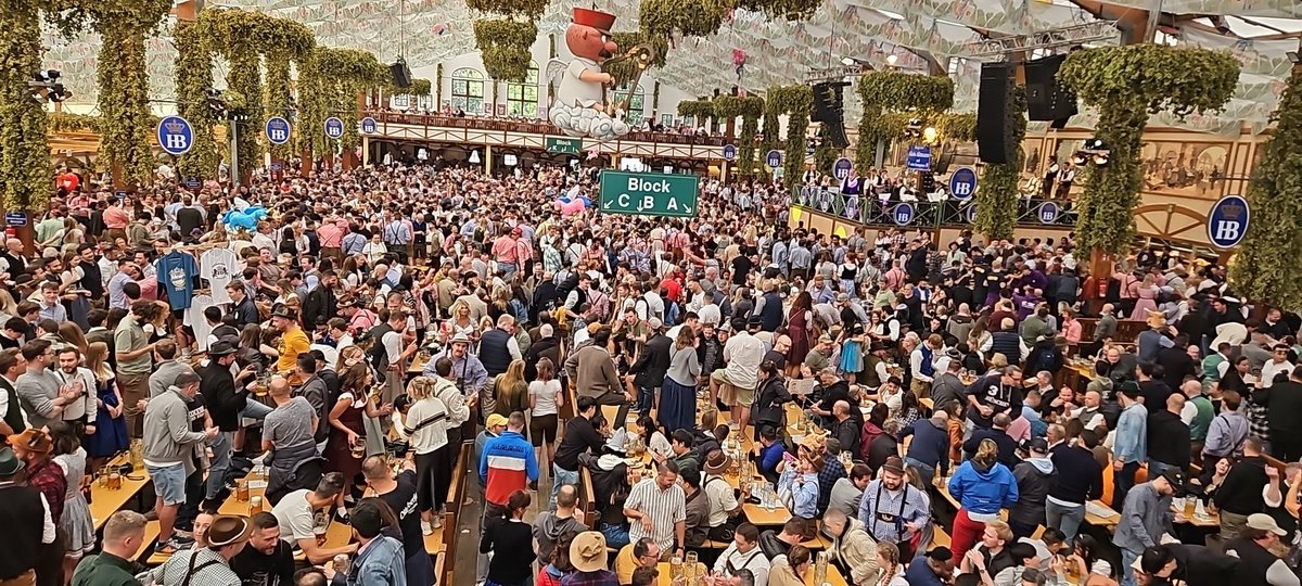 Rie Merritt🌻 tweet media