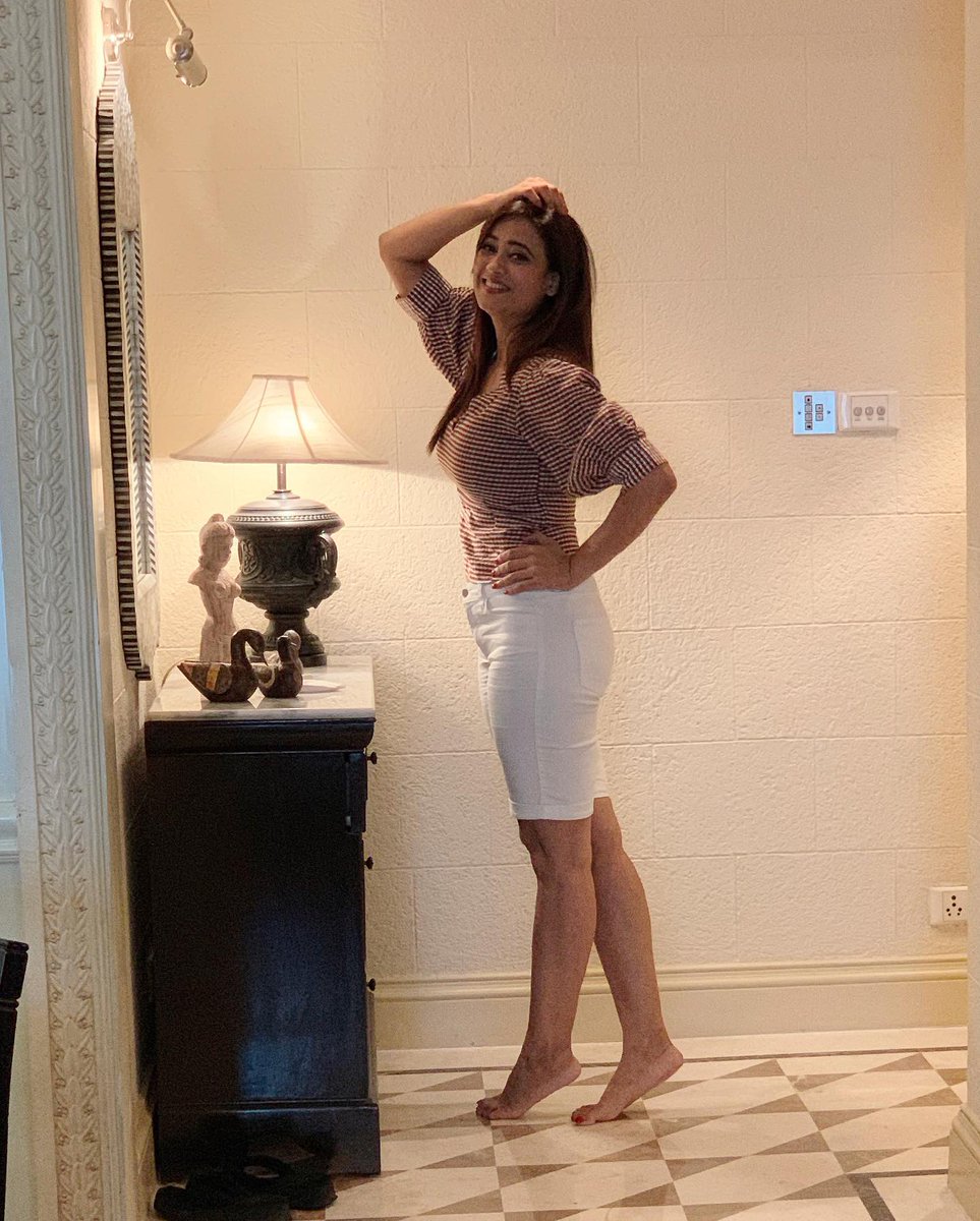 RandomKudiyan's tweet photo. #viral #ViralVideos #viralshort #viral2024 #celebrityleaks #bollywoodactresshot #bollywoodactress #bollywoodhot #Paparazzi #dishapatanihot #dishapatani https://t.co/dK2hiO6yO9