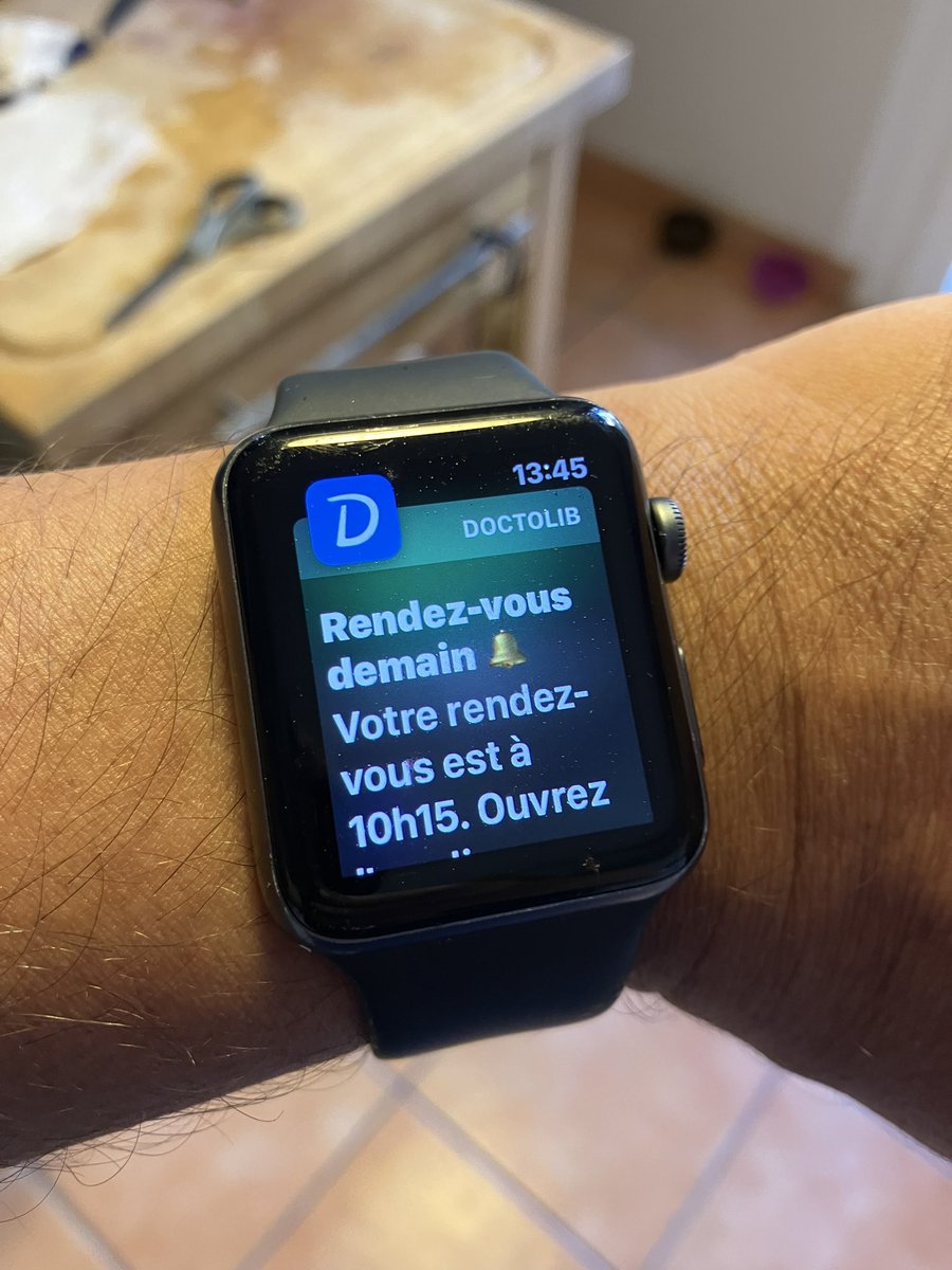sanphi's tweet photo. Quand tu écoutes @stanniox sur @gdiypodcast et que @doctolib te rappelle ton rdv de demain 😂 expérience utilisateur 360 ! https://t.co/LjsETNlVUU