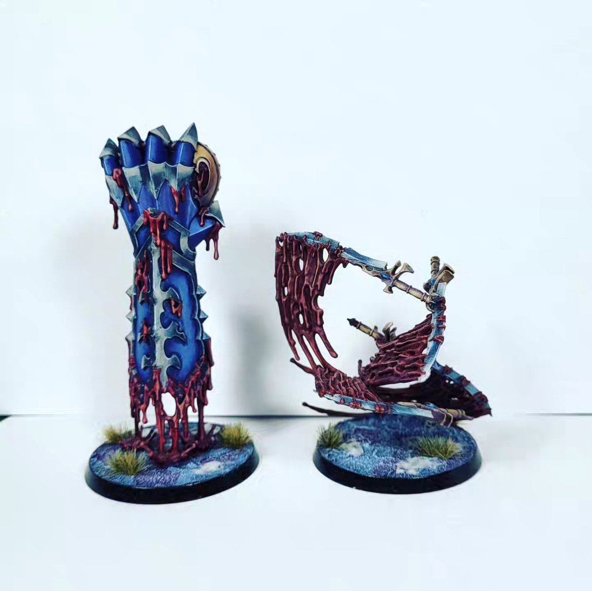 Two more #manifestation for #daughtersofkhaine finish
#daugtherofkhaine #orden #DoK #warhammer #warhammercommunity #paintingwarhammer #paintingtabletop #tabletopgames #ageofsigmar #aos #warmongers #gamesworkshop