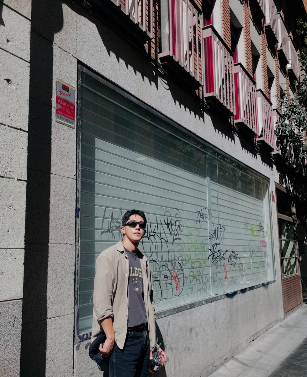 namjoohyukpic's tweet photo. nam joo hyuk instagram update 😎 https://t.co/J49PpZoejE