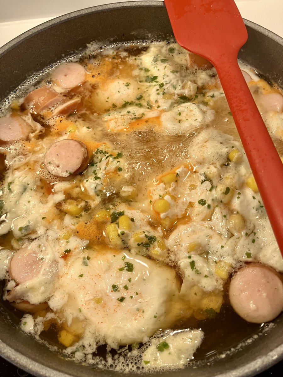 KrisBlackRose's tweet photo. I had leftover #corns and #Frankfurter. I took out a portion of homemade #beef #broth from the freezer, threw the leftovers and dropped 4 #eggs directly in. What a lovely #soup came out at the end, with some #persil & #paprikapowder. Cc @DrKristieLeong my friend in soups https://t.co/zQNpyu5nTg