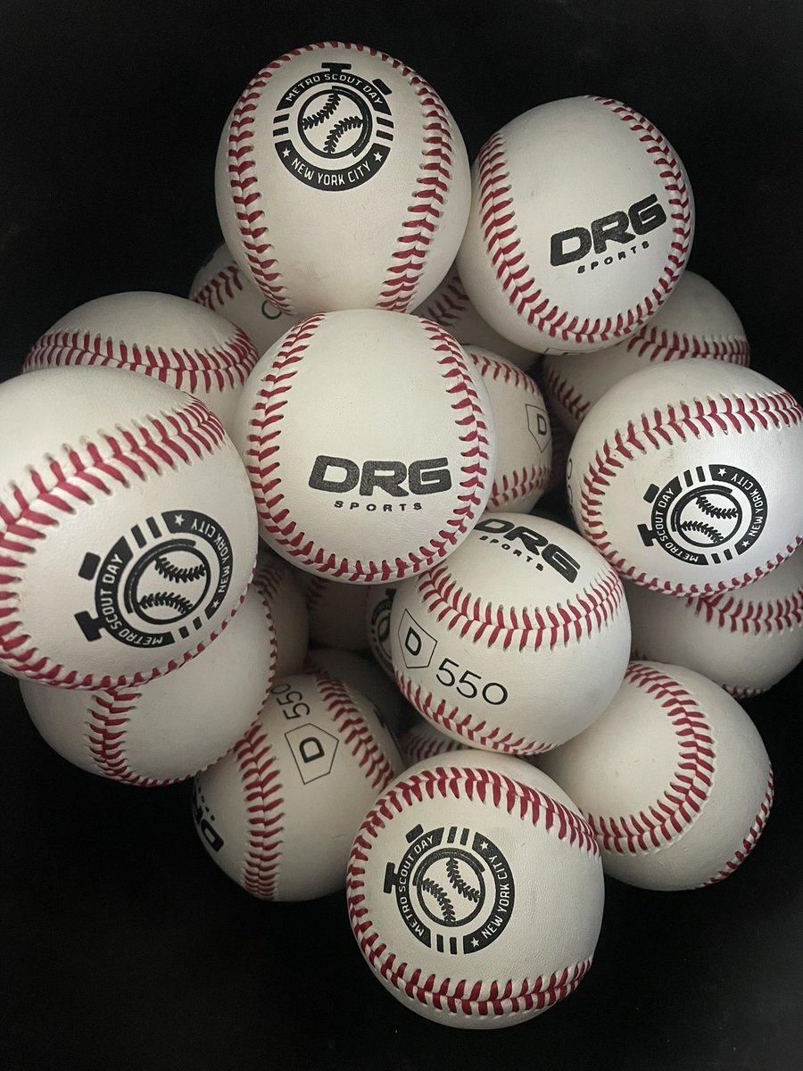 Fungo Golf fundraiser for Metro Scout Day…. ready ! ⚾️⚾️⚾️