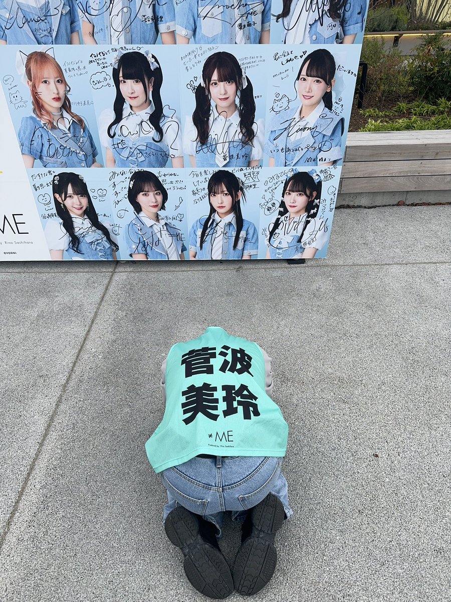 Kosa_Remind's tweet photo. 久々にアイドルさんのライブ行ったらキラキラヲタクさんばっかで誰も土下座してなくてびっくりしました https://t.co/hkODyRjeqi