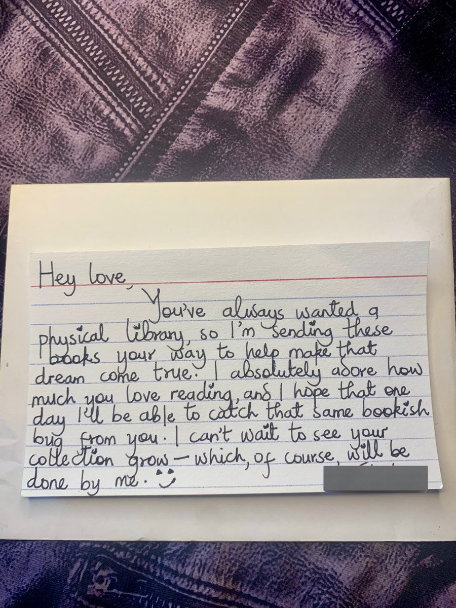 readabook_ng's tweet photo. The Note.                        The Order https://t.co/w8tyqKuwGU