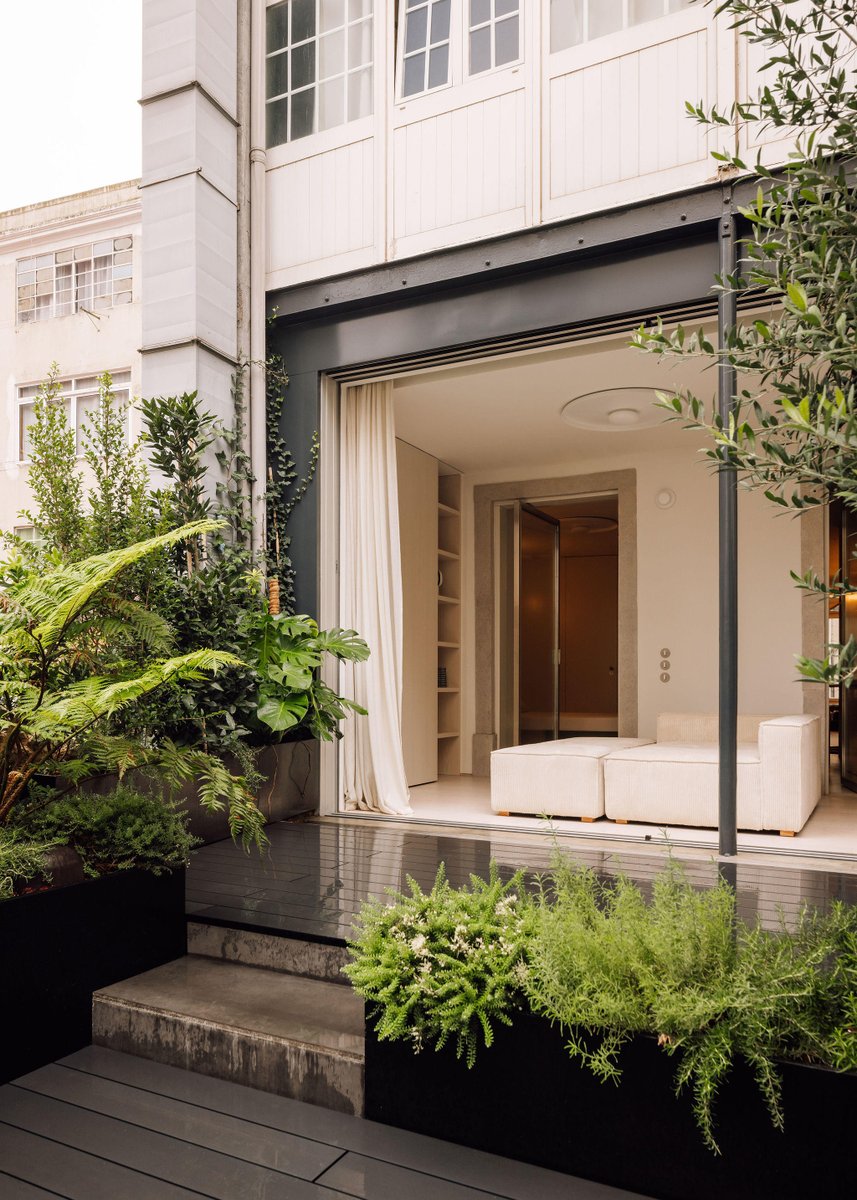 architonic's tweet photo. Apartment CK by https://t.co/ioen9zUETl
Read more: https://t.co/0n4jgXHZZM
#architonic #interior #interiordesign #apartmentinterior #aparmentdesign #contemporaryinterior https://t.co/KNWwCyFR7R