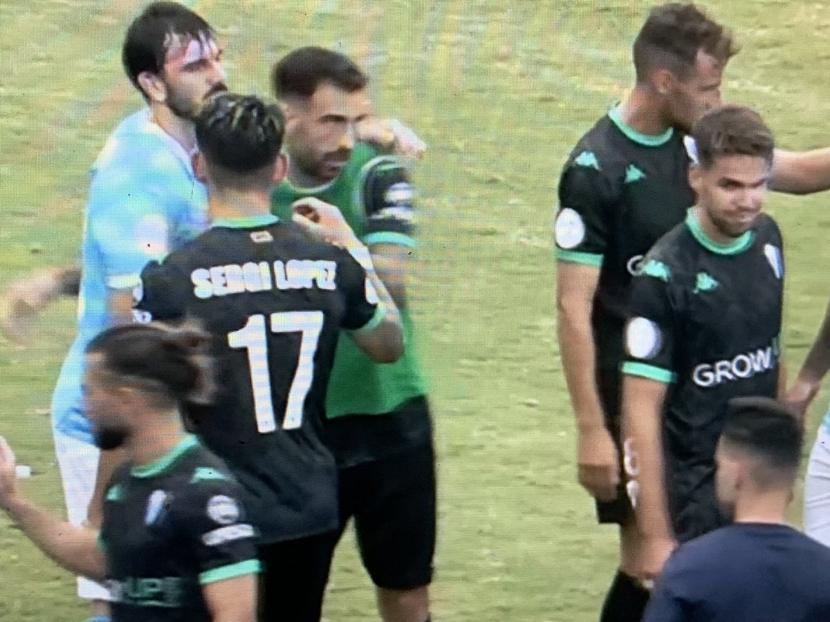 El <a href="/CD_Alcoyano/">CD Alcoyano SAD</a> vuelve a las andadas en Can Misses y la derrota 1-0 frente al <a href="/ibizaud/">UD Ibiza 🩵</a> se ha quedado hasta corta. Los de <a href="/vicente_parras/">vicente parras</a> ni han disparado a portería y se han cargado con seis tarjetas. Pobre imagen, otra primera parte a la basura y a remolque en la segunda