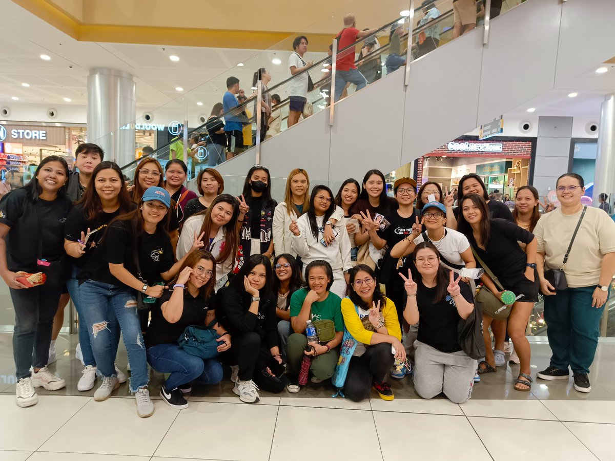 Thank you to everyone who watched #TheParadiseOfThorns with us here at SM Grand Central Mall 🏢

It was truly an amazing movie, you're missing out a lot if you didn't get to watch this so go watch it while it is still screening 🎥

#วิมานหนาม #อิงฟ้ามหาชน 
#EngfaWaraha <a href="/EWaraha/">Engfa Waraha (ตัวจริง)</a>