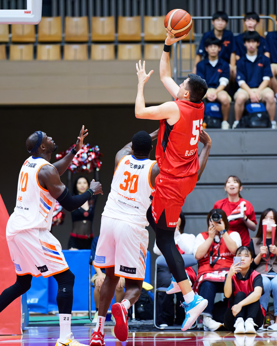 KenG619_SpPhoto's tweet photo. #さいたまブロンコス
#所沢市民体育館

#Bリーグ #BLEAGUE
#バスケットボール #basketball

Sony α9 III + FE 70-200mm F2.8 GM OSS II
#SonyAlpha #SonyAlpha9iii #Sonyα9iii #SonyA9iii https://t.co/ThuNhIrFOG