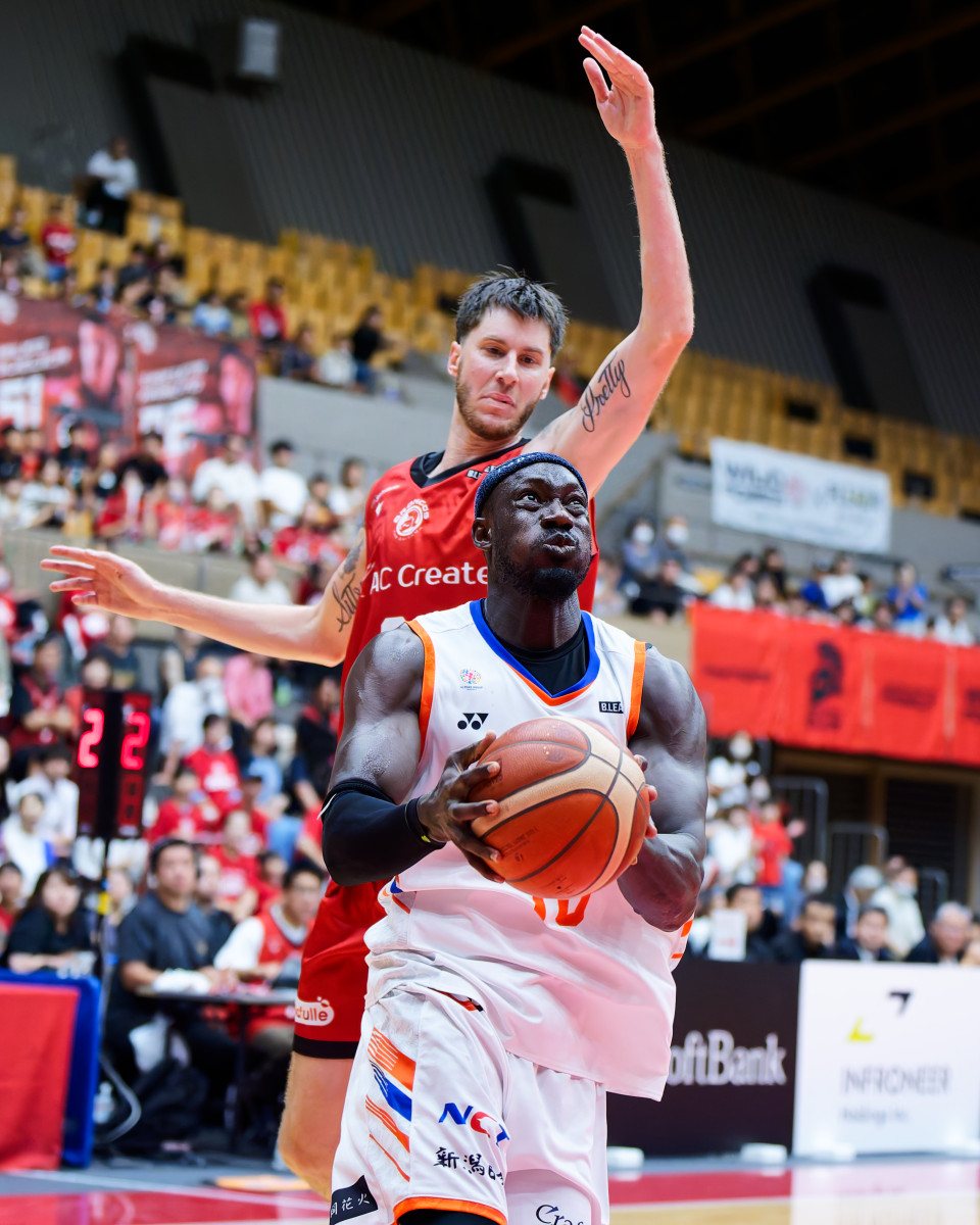 KenG619_SpPhoto's tweet photo. #新潟アルビレックスBB
#所沢市民体育館

#Bリーグ #BLEAGUE
#バスケットボール #basketball

Sony α9 III + FE 70-200mm F2.8 GM OSS II
#SonyAlpha #SonyAlpha9iii #Sonyα9iii #SonyA9iii https://t.co/ar7LB1eUEp