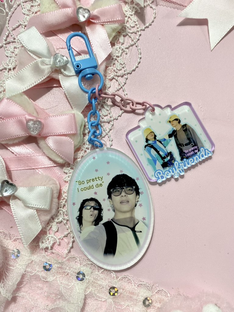 kittaewon's tweet photo. โบ ๐ ๐ธ ๐๊ณ #kitty_extras โข wts lfb ph
=อออโก taekook hawaii keyrings
๐ฎ โฑ185.00 each all in w pf + lsf
๐ฎ onhand, limited qty available
๐ฎ payo or 3 days dop
last 10 stocks available โ๏ธ
โ limited quantity, reply to claim https://t.co/IQiEf6rFMV