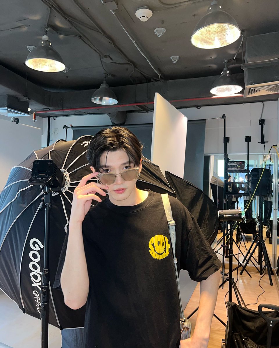 uje dm @puterbalix tweet media