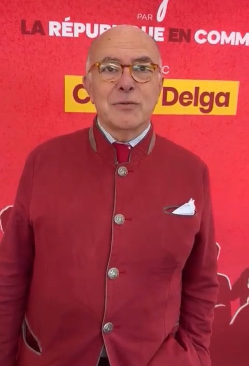 A quelques semaines de la sortie du tome 57 de Spirou, très bel hommage à la chute du dernier opus, lorsque Fantasio porte le costume de Spirou.
Magnifique cosplay.