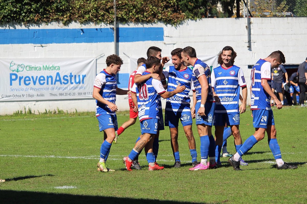 AvilesStadiumCF's tweet photo. ⏹️ FINAL DEL PARTIDO

Victoria en casa ante un rival que no lo puso fácil, pero ante el que dominamos para sumar los tres puntos. 👌🏻

2️⃣ @AvilesStadiumCF
1️⃣ @Urracacf_Posada

#celestinoabogado #TodosUnidos #VamosStadium https://t.co/T61auXUpUA