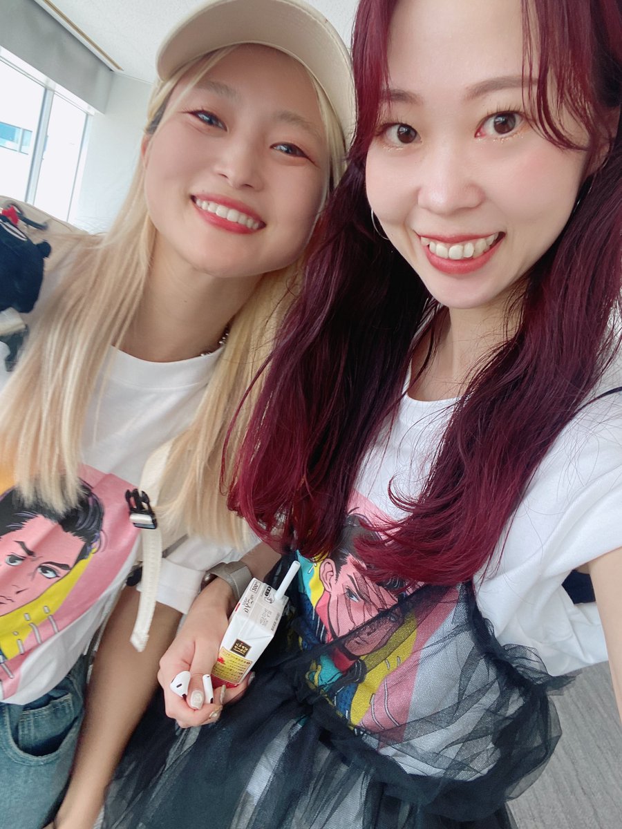 shiori tweet media