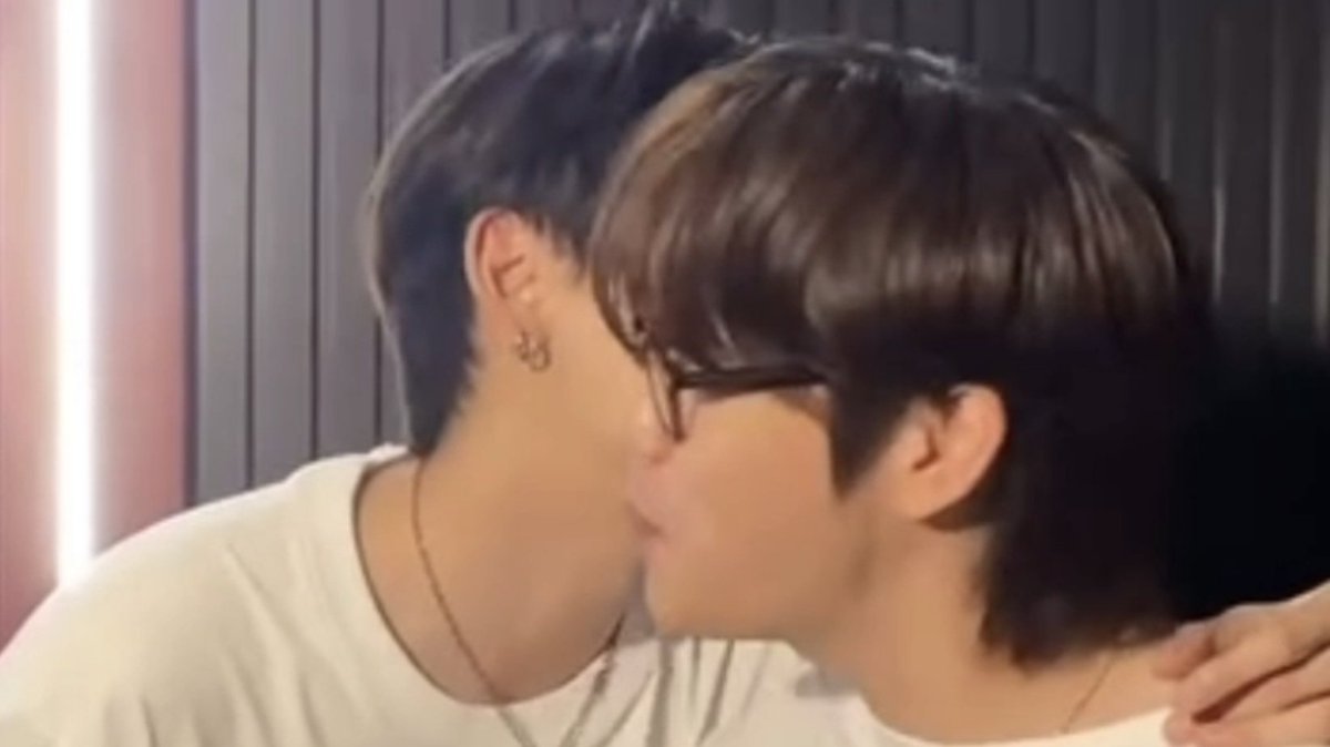 t_d_r0's tweet photo. Aww 🫠🫠🫠 สิ่งนี้มันนน...🫵🏻💖
// ละคือเปรมชื่นใจอะไรขนาดนั้นนน!  ถ้าถามว่าใครฟินสุด ตอบเลยว่า เปรม!! 🫨🫨🫨อ๊ากกกกก

#บุ๋นเปรม https://t.co/kCDVZZC3d0