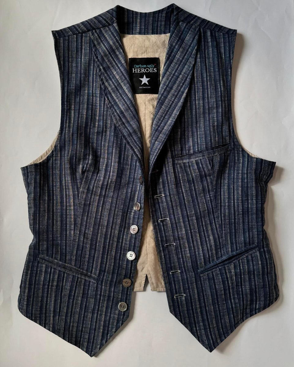 CartoonUgly's tweet photo. Cartoon ugly®️ Waistcoats 
https://t.co/eSz6vOzCIV https://t.co/hBo4S9jOyX