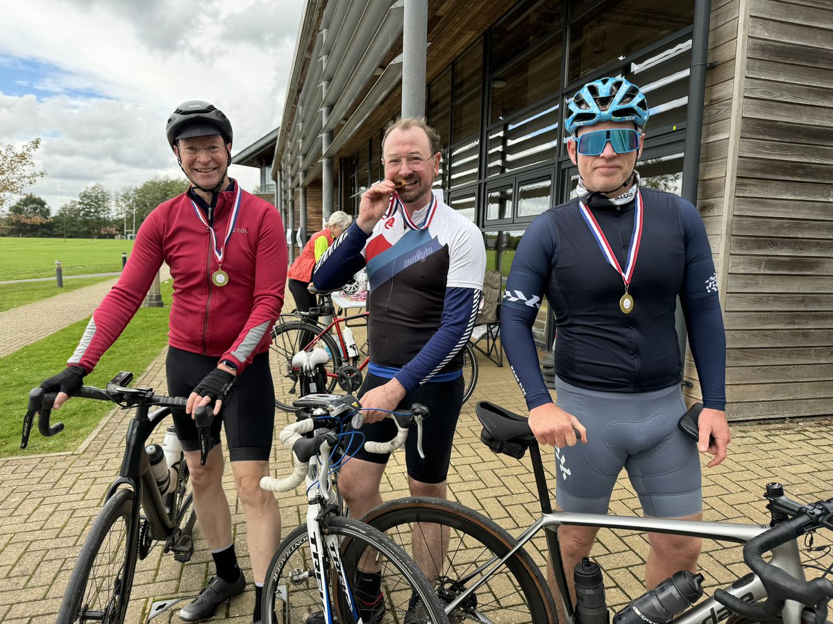 The <a href="/UHSFT/">University Hospital Southampton 💙</a> <a href="/UHS_HFTeam/">UHS Heart Failure Team</a> Consultants celebrating #WorldHeartDay2024 by cycling round the beautiful Test Valley and raising money for the brilliant <a href="/UkHeartbeat/">Heartbeat 💙</a>. <a href="/dr_benoy_n_shah/">Benoy Shah MD</a> - next year..!
