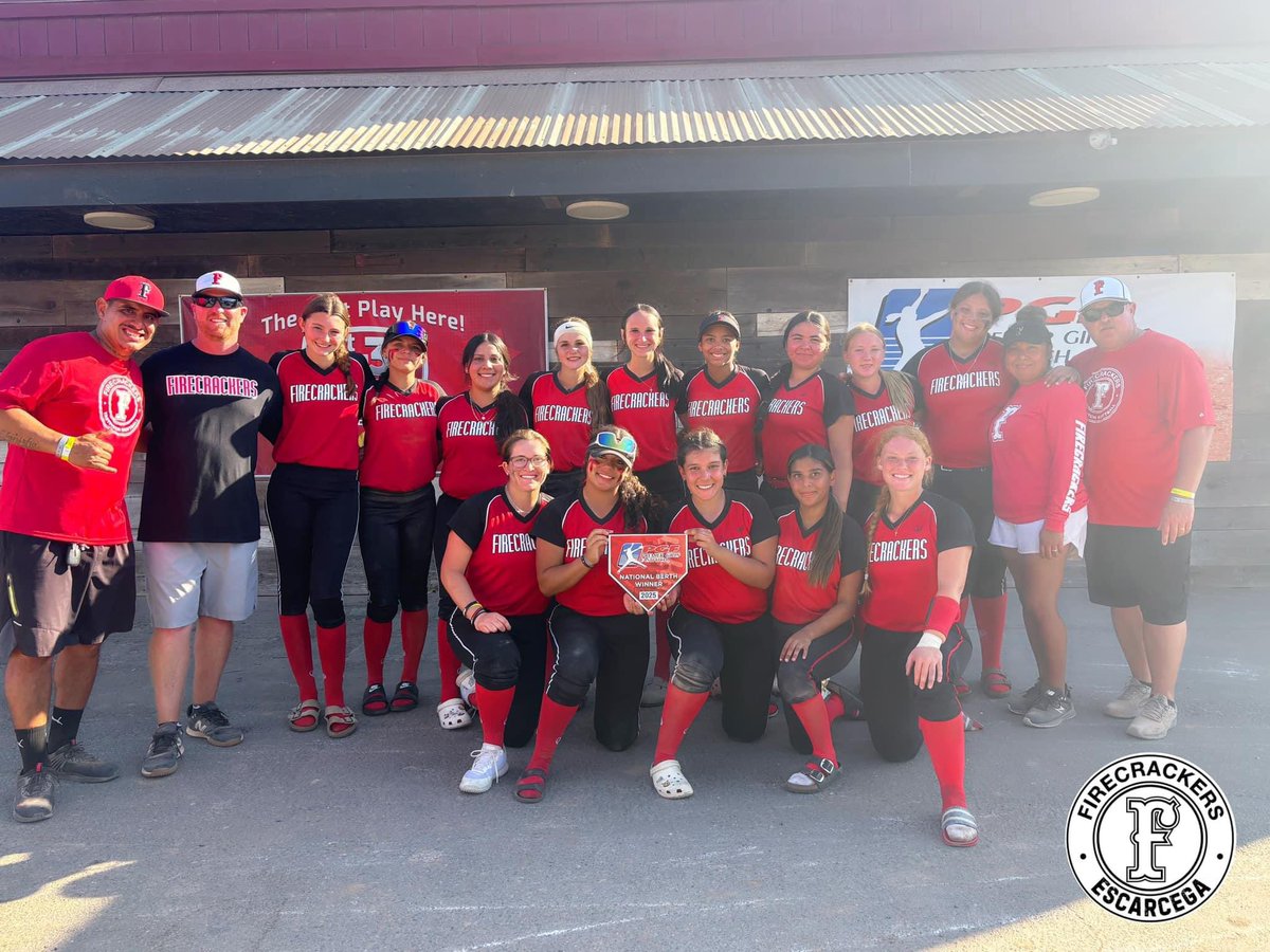FC_Escarcega's tweet photo. Congratulations to our 16U team!! Way to battle it out last weekend and placing 4th out of 25 teaming. These young ladies qualified for berth for PGF Nationals 2025!!! We are beyond proud of these young ladies!! 🎉🎉
 
#firecrackerssoft #pgf2024 #pgfqualifier #fcescarcega16U https://t.co/PqkKWp7ev4