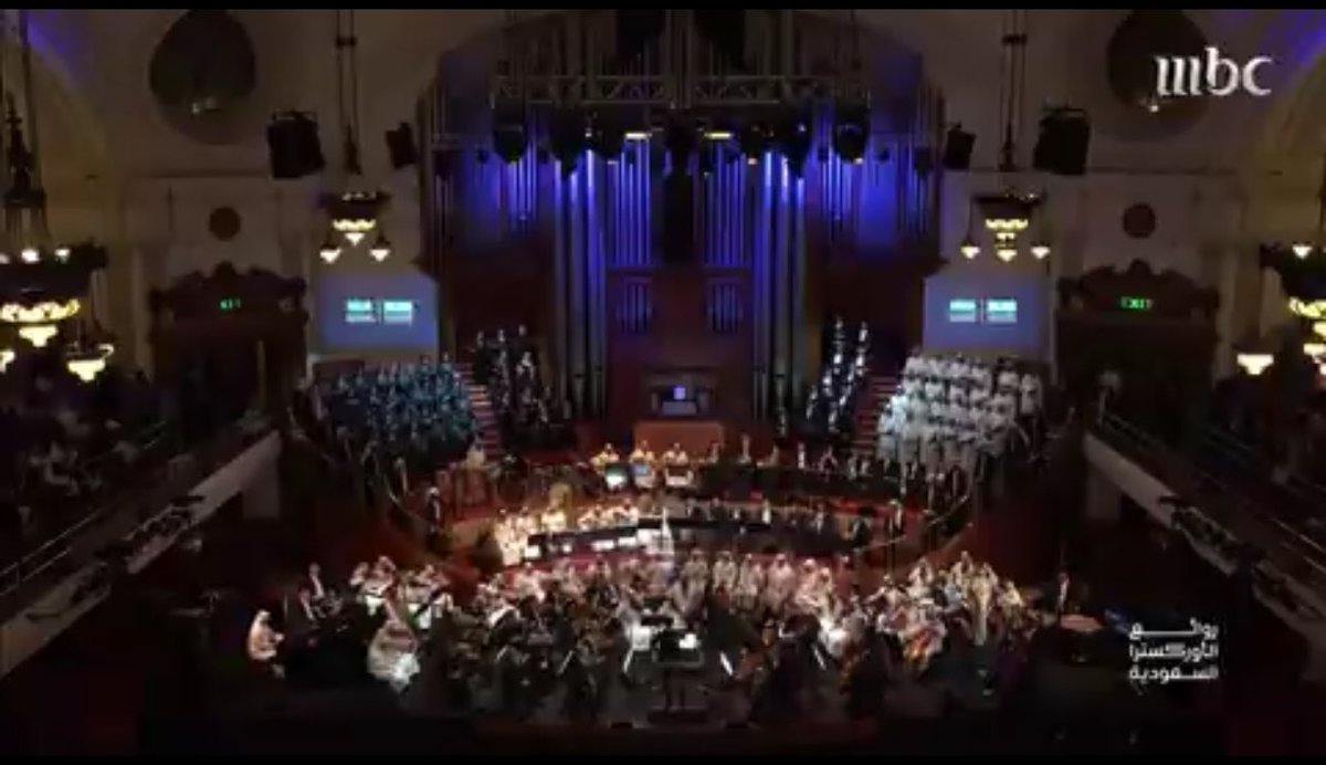 الأديب <a href="/ahmedalssaid/">أحمد السيد عطيف</a> مؤلف أوبريت زيارة الملك عبدالله لمنطقة جازان..
بالأمس في #روائع_الاوركسترا_السعودية 
 وفي لندن جزء من ذاك الإبداع وبحضرة سعادة السفير و #وزير_الثقافة و الأمير تركي الفيصل..
الجزء المقصود عند الدقيقة 18:
youtu.be/ehKlhEIfosk?si…