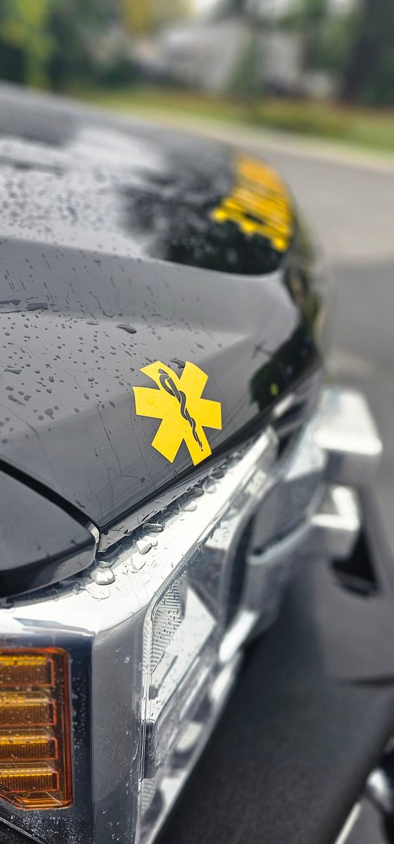 NocturnalCreatu's tweet photo. In this for the next 24 hrs. Yeah its cloudy, maybe a chance of rain, but tge #booboobus needed a bath 🚑💨 https://t.co/IwHCDznVnE